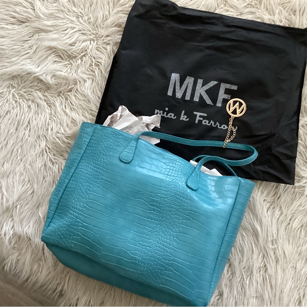 Turquoise Croc-Embossed  Sadie Tote Bag by MKF never used - Picture 2 of 4